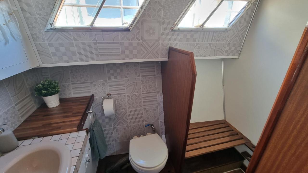 ホテル Charming Boat House In Barcelona With Big Terrace And Solarium サン・アドリア・デ・ベソス エクステリア 写真